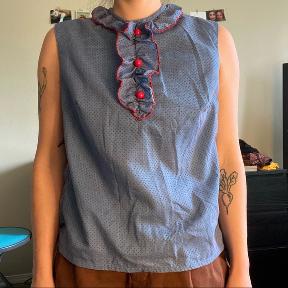 Sleeveless Vintage Blouse - Picture 5 of 9